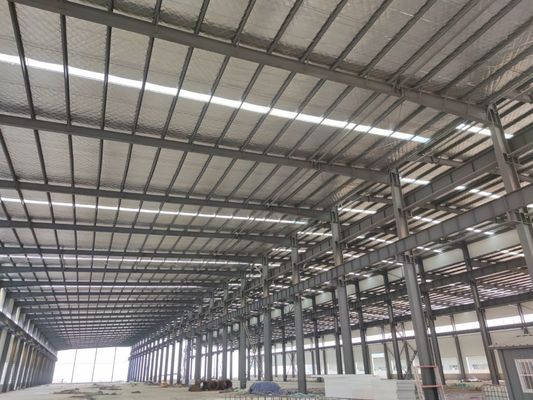 Özelleştirilmiş Boyut Prefabrik Çelik Konstrüksiyon Yüksek Rüzgar Direnci Tasarımı