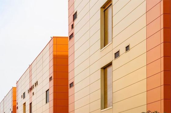 Müşterilerin gereksinimleri için uygun fiyatlı çelik yapı deposu