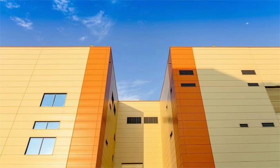 Müşterilerin gereksinimleri için uygun fiyatlı çelik yapı deposu