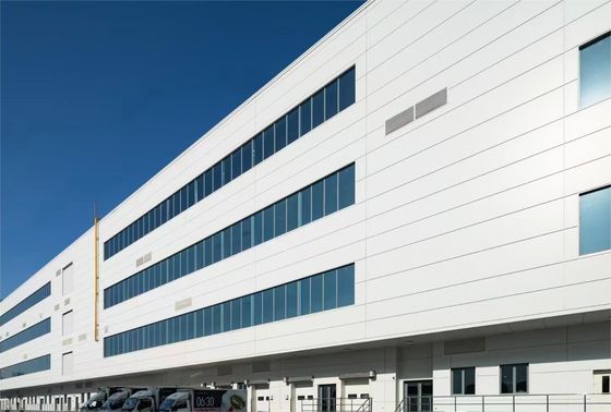Mükemmel alan kullanımı için Açık Aralıklı İnşaat Çelik Yapı Depo