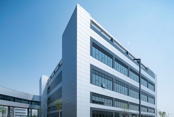 Yüksek Güçlü Çerçeve Özelleştirilebilir Boyut ve Layout Çelik Yapı Depo İnşaatı Dünya Çapında Endüstriyel Alanda Kullanılır